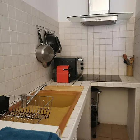 Logement Climatise En Plein Centre D'ajaccio, A 3mn De La Plage, Proche De Toutes Commodites Apartment *