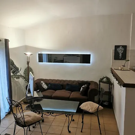 Apartmán Logement Climatise En Plein Centre D'ajaccio, A 3mn De La Plage, Proche De Toutes Commodites